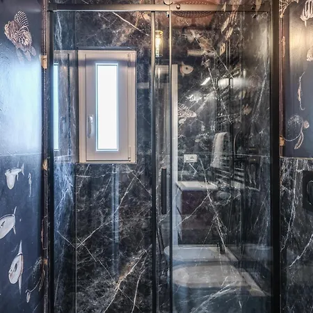 Downtown Srl - Cinque Terre Swing Апартаменти Ла-Спеція